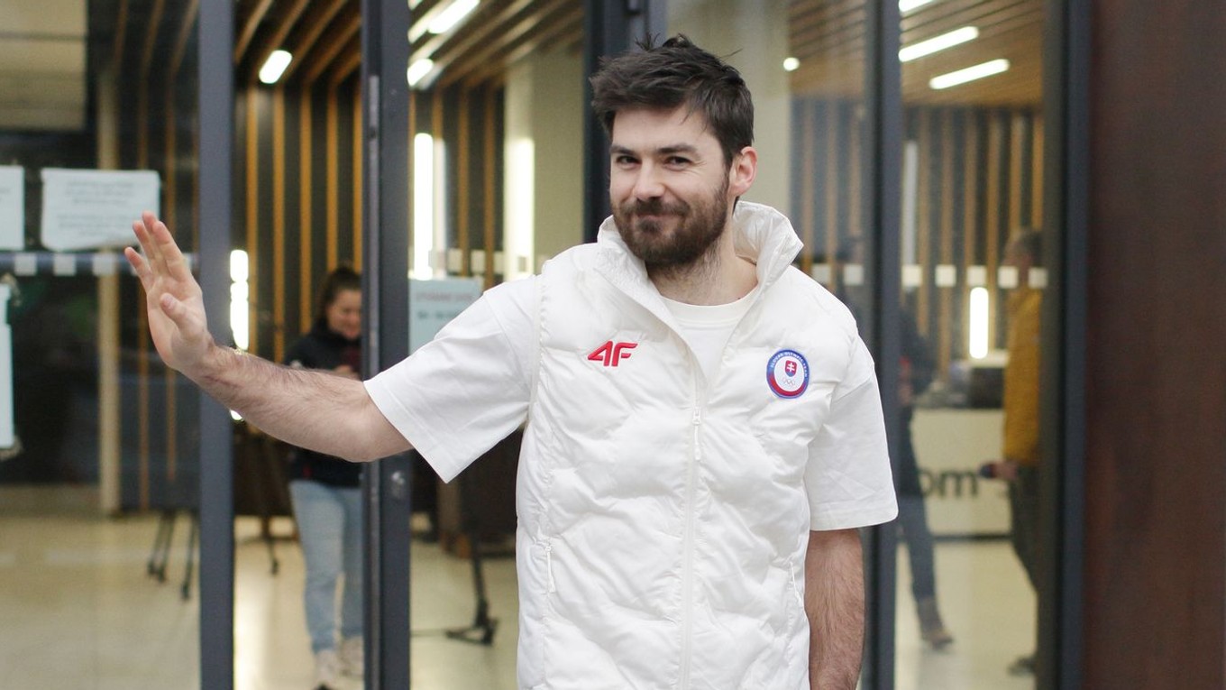 Andreas Žampa pred jeho odchodom do dejiska zimných olympijských hier v talianskom Miláne a Cortine d'Ampezzo