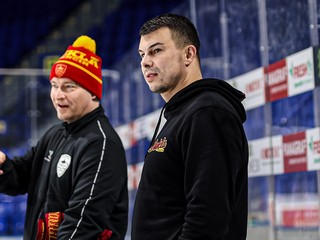 Športový manažér Dukly Trenčín Mário Bližňák (vpravo). 