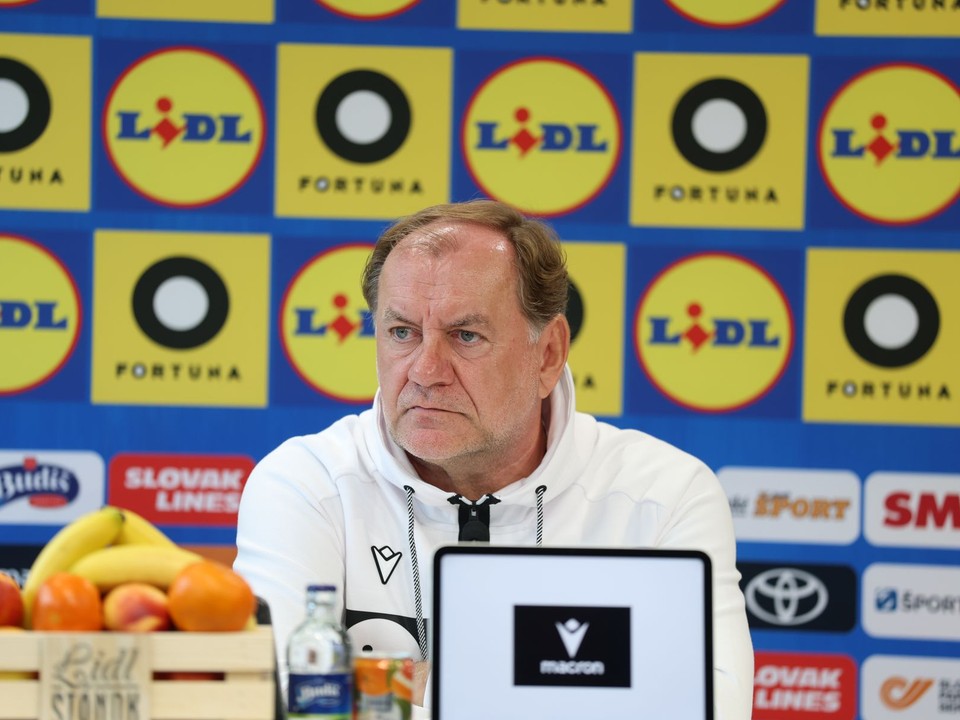 weiss tlacovka nom.jpg