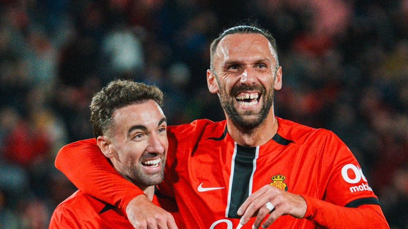 Radosť hráčov Mallorcy po góle v sieti Seville.