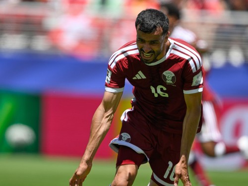 USA futbal MS26 Katar Švajčiarsko B-skupina.jpg