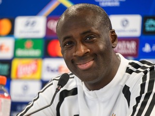 Tréner Slovana Yaya Touré.