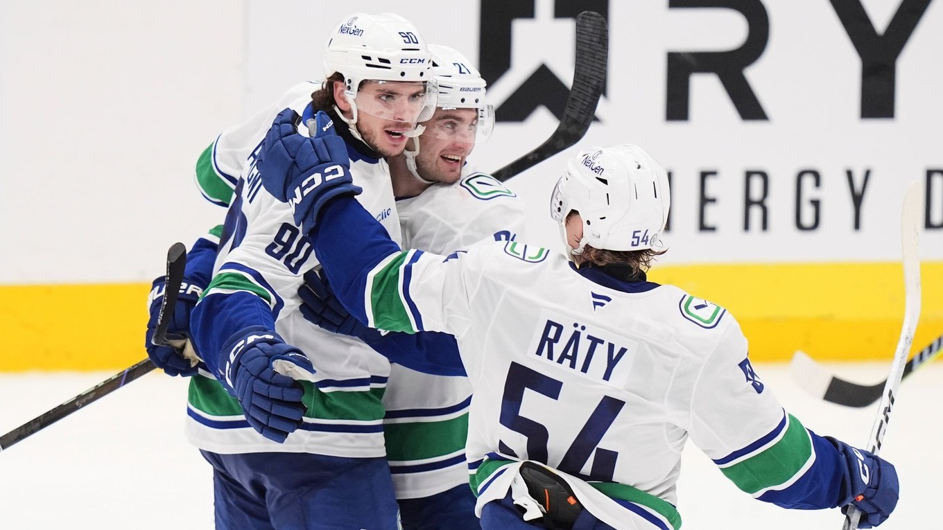 Gólová radosť hráčov Vancouveru.