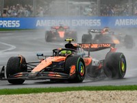 Britský jazdec Lando Norris na okruhu Albert Park v Melbourne.