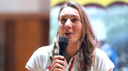 Anastasia Kuzminová na besede Dukly Banská Bystrica. 
