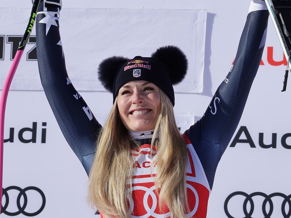 Americká lyžiarka Lindsey Vonnová vyhrala zjazd v St. Moritzi 2025.