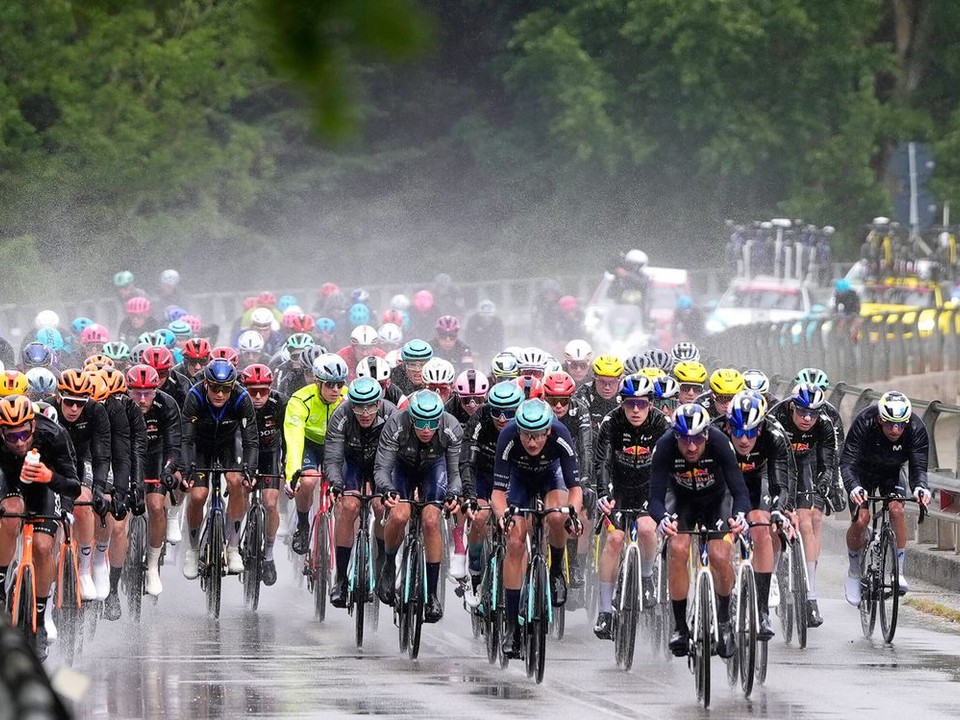 ONLINE: 6. etapa na Giro d'Italia 2026 dnes LIVE.
