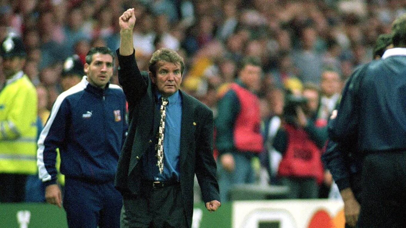 Dušan Uhrin ako tréner Česka vo finále ME vo futbale 1996. 