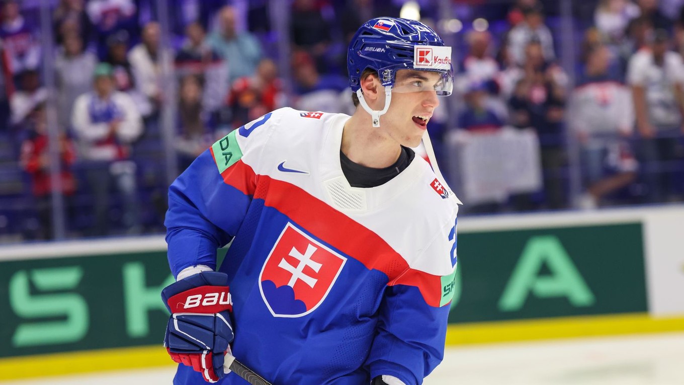 Juraj Slafkovský pred zápasom Slovensko - USA v skupine B na MS v hokeji 2024.