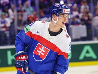 Juraj Slafkovský pred zápasom Slovensko - USA v skupine B na MS v hokeji 2024.