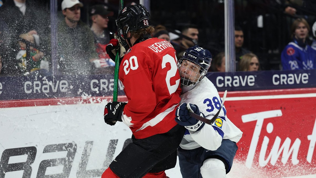 Adept na top výber v drafte NHL, český objav aj slovenská nádej. Koho sledovať na MS U18?