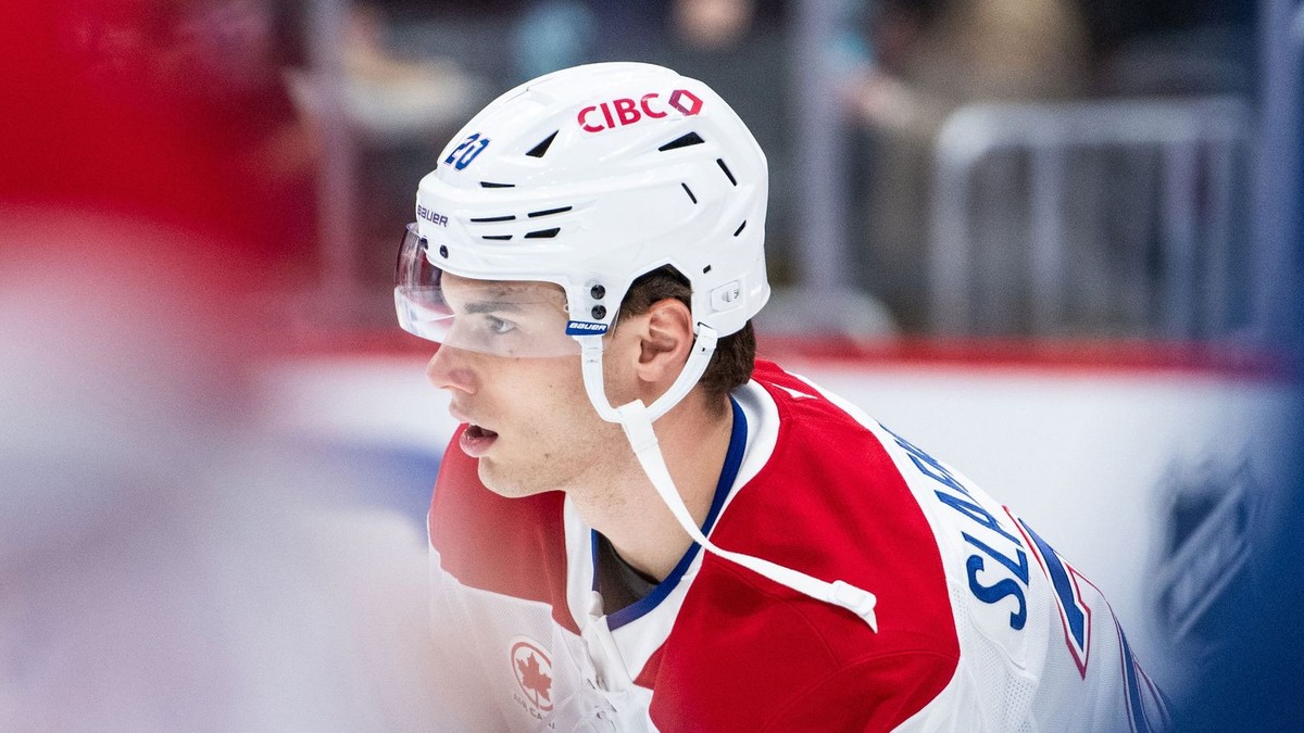 Slafkovský: Ľudia sa ma pýtajú na olympiádu, ale teraz sa musím poučiť z vlastných chýb