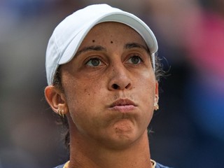 Americká tenistka Madison Keysová počas zápasu 1. kola ženskej dvojhry proti Mexičanke Renate Zarazuovej na  US Open.