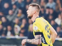 Milan Škriniar pri debute v drese Fenerbahce Istanbul.