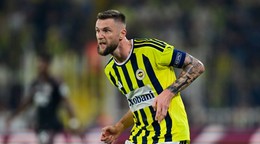 Slovenský hráč Fenerbahce Milan Škriniar reaguje v prvom zápase play off Ligy majstrov Fenerbahce Istanbul – Olympique Lyon