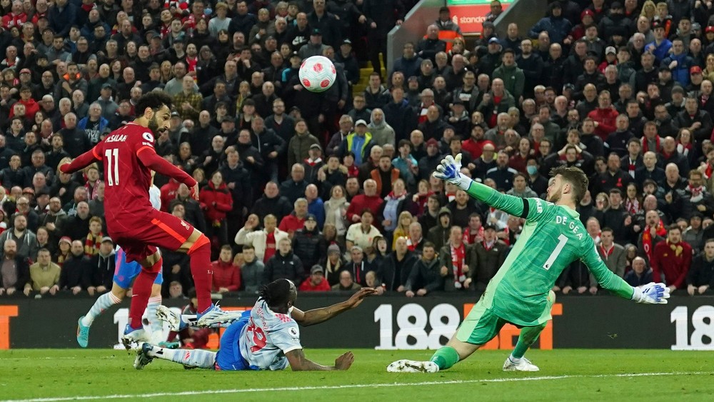 Liverpool opäť deklasoval svojho rivala, dvakrát skóroval aj Salah