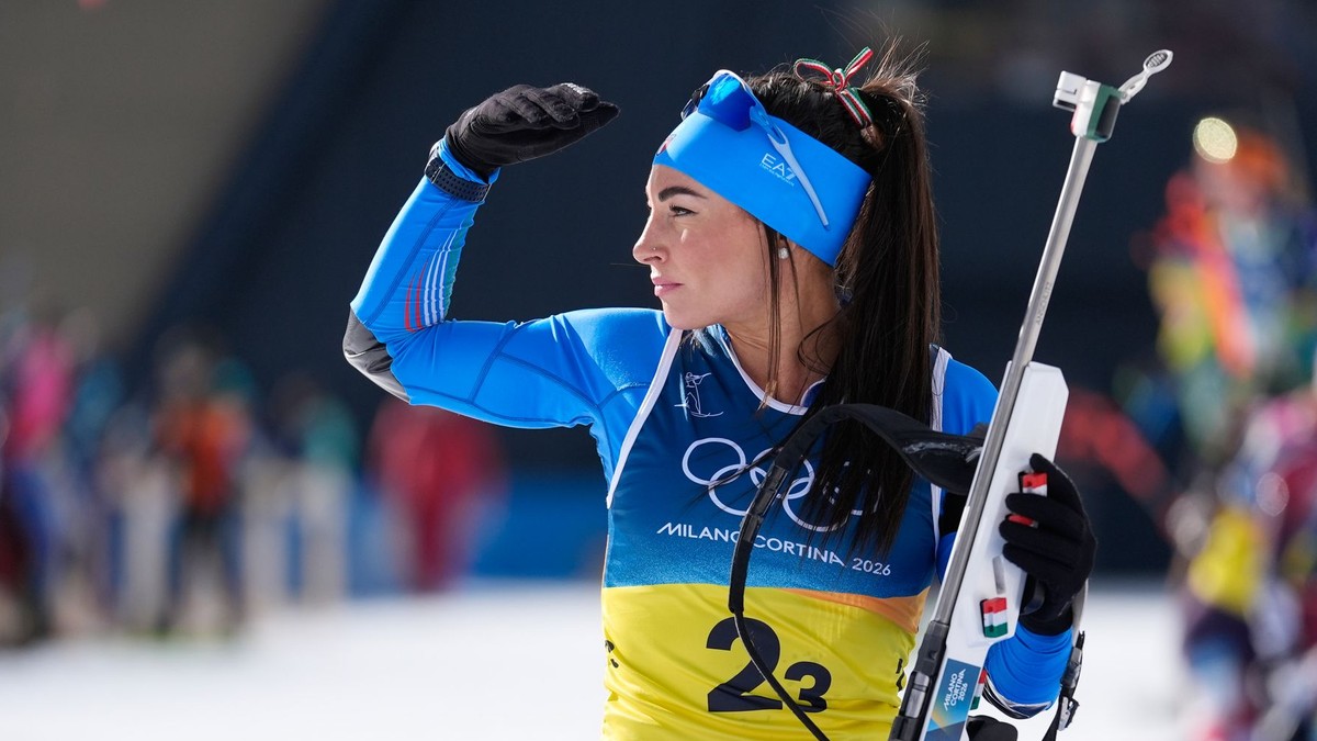 Dorothea Wiererová v cieli po pretekoch na ZOH 2026.