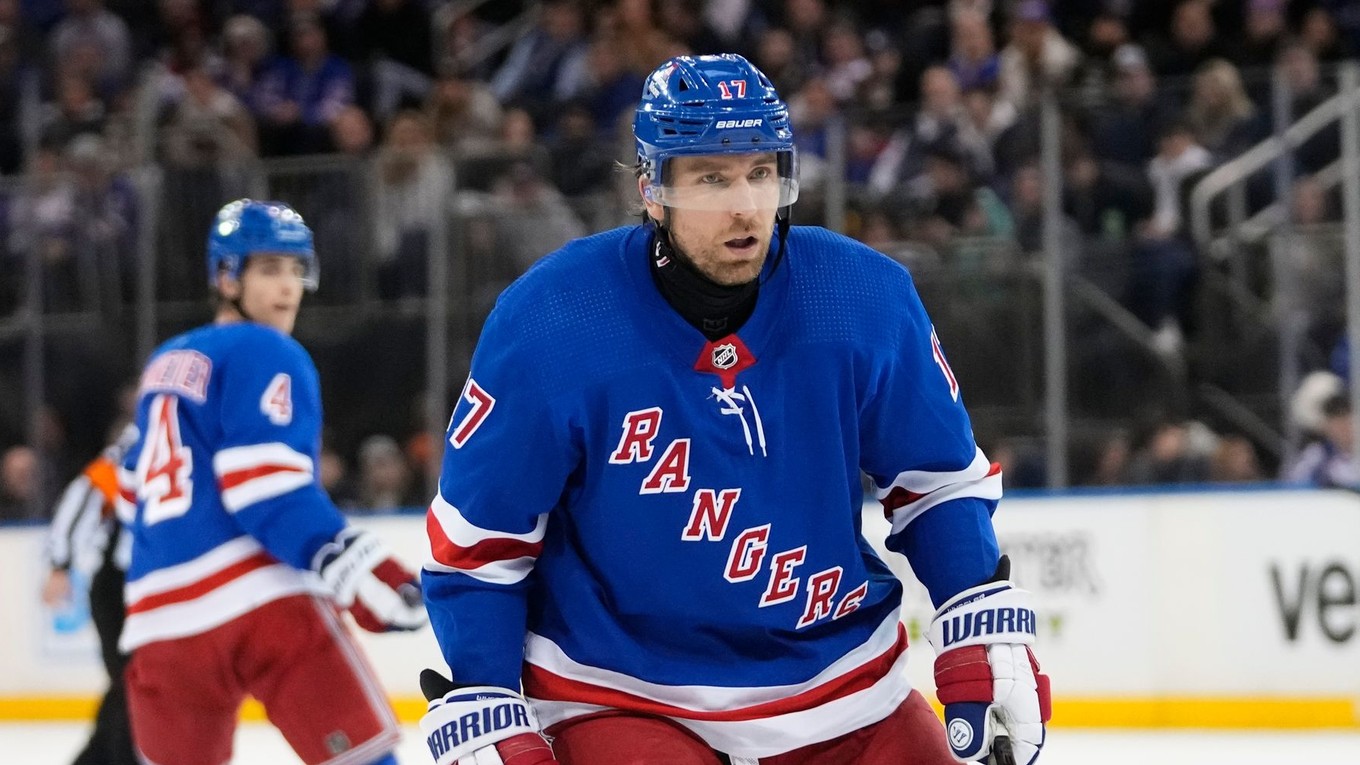 Blake Wheeler v drese New Yorku Rangers.