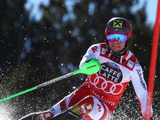 Marcel Hirscher v 1. kole slalomu v andorrskom Soldeu v roku 2019.