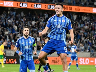Dávid Strelec oslavuje gól.