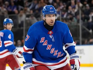 Blake Wheeler v drese New Yorku Rangers.