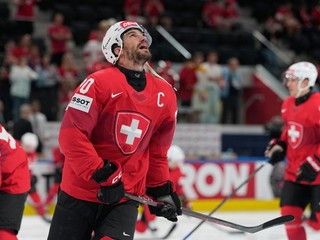 Kapitán Švajčiarska Roman Josi.