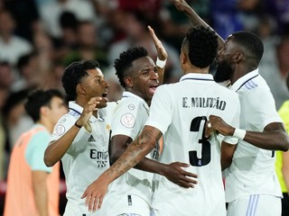 Futbalisti Realu Madrid sa tešia z triumfu v Copa del Rey. 