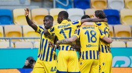 Hráči FC DAC 1904 Dunajská Streda oslavujú gól.