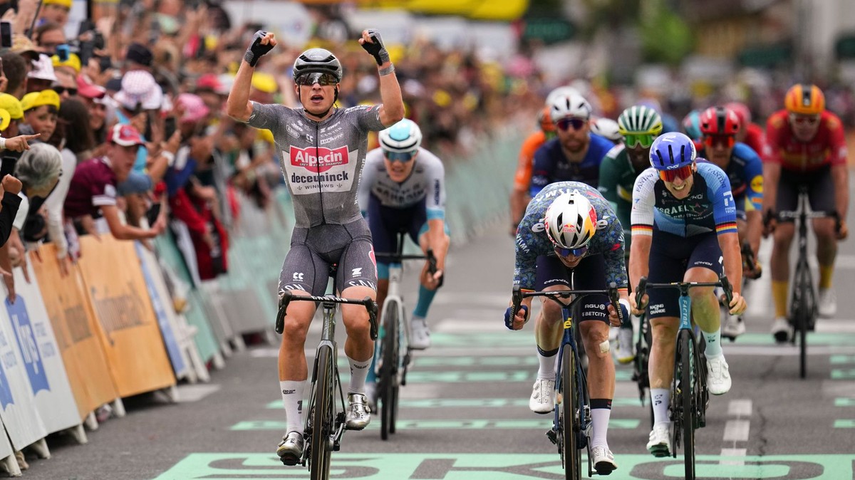 Tour de France 2024 : Jasper Philipsen remporte l’étape 13 (résultats)