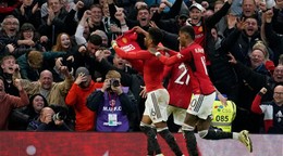 Amad Diallo sa raduje zo štvrtého gólu vo štvrťfinále anglického FA Cupu Manchester United - FC Liverpool.
