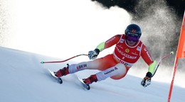 Gino Caviezel pred pádom v super-G v stredisku Bormio 2024.