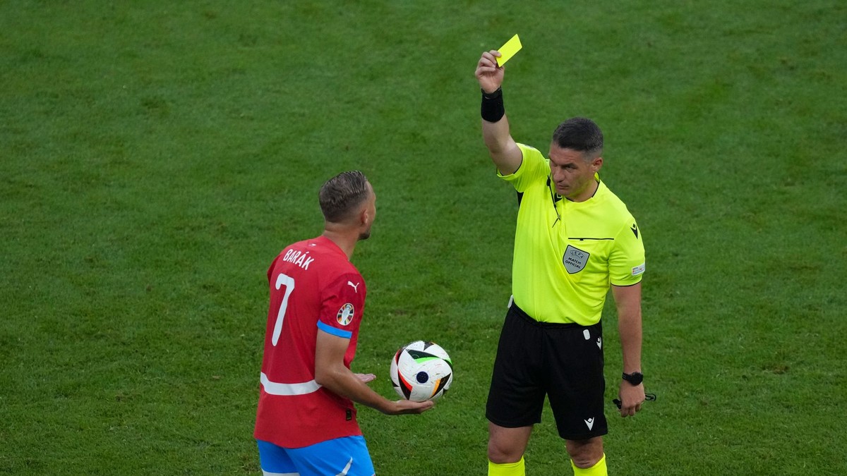 Rumunský futbalový arbiter István Kovács.