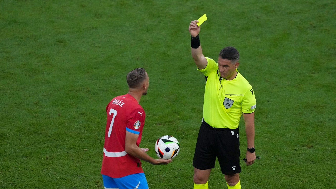Rumunský futbalový arbiter István Kovács.