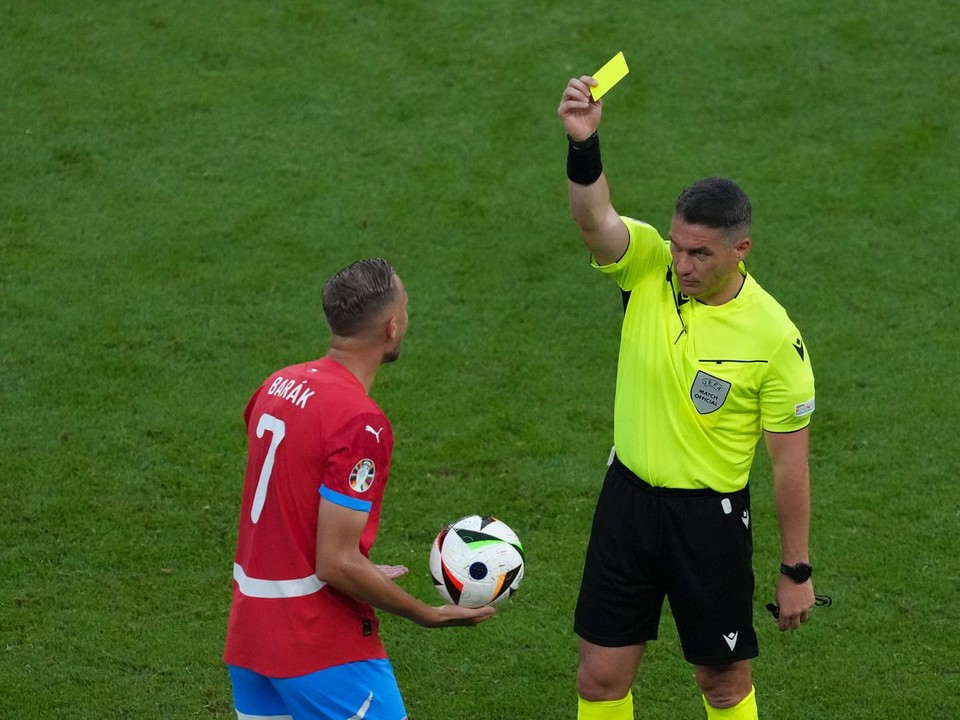 Rumunský futbalový arbiter István Kovács.
