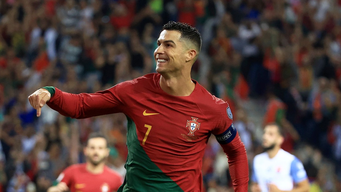 Cristiano Ronaldo oslavuje gól.