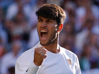 Španielsky tenista Carlos Alcaraz počas Wimbledonu 2025.