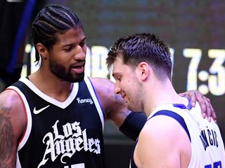 Paul George a Luka Dončič.