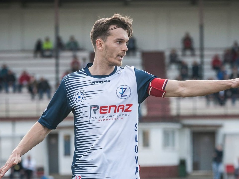 Futbalista Erik Tomko.