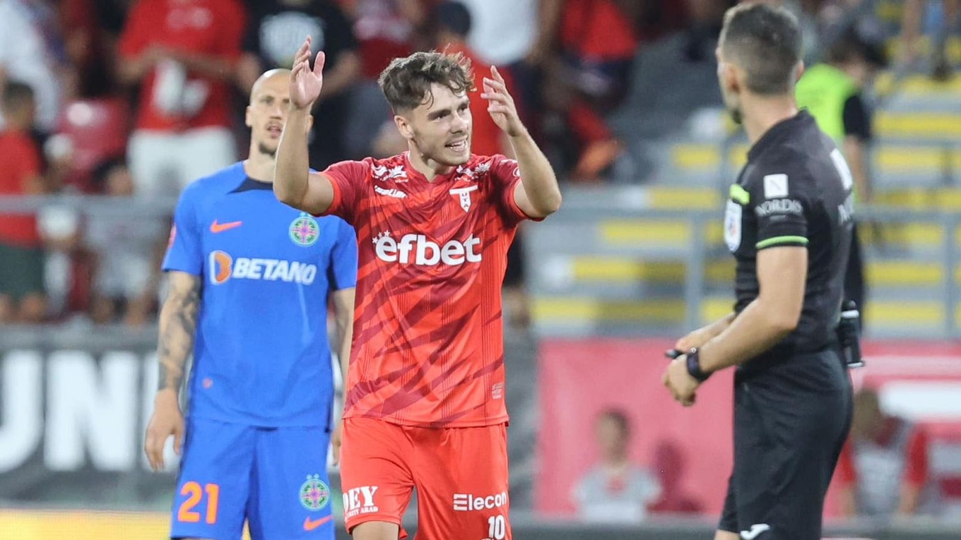 Andrej Fábry v drese UTA Arad.