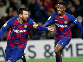 Lionel Messi (vľavo) a Ansu Fati.