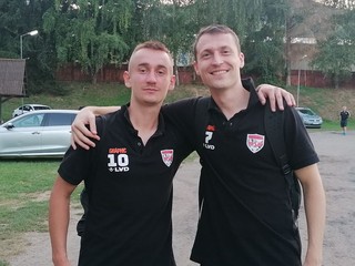 Sebastian Gembický a Lukáš Lupták, hráči Rimavskej Soboty po zápase v Málinci.