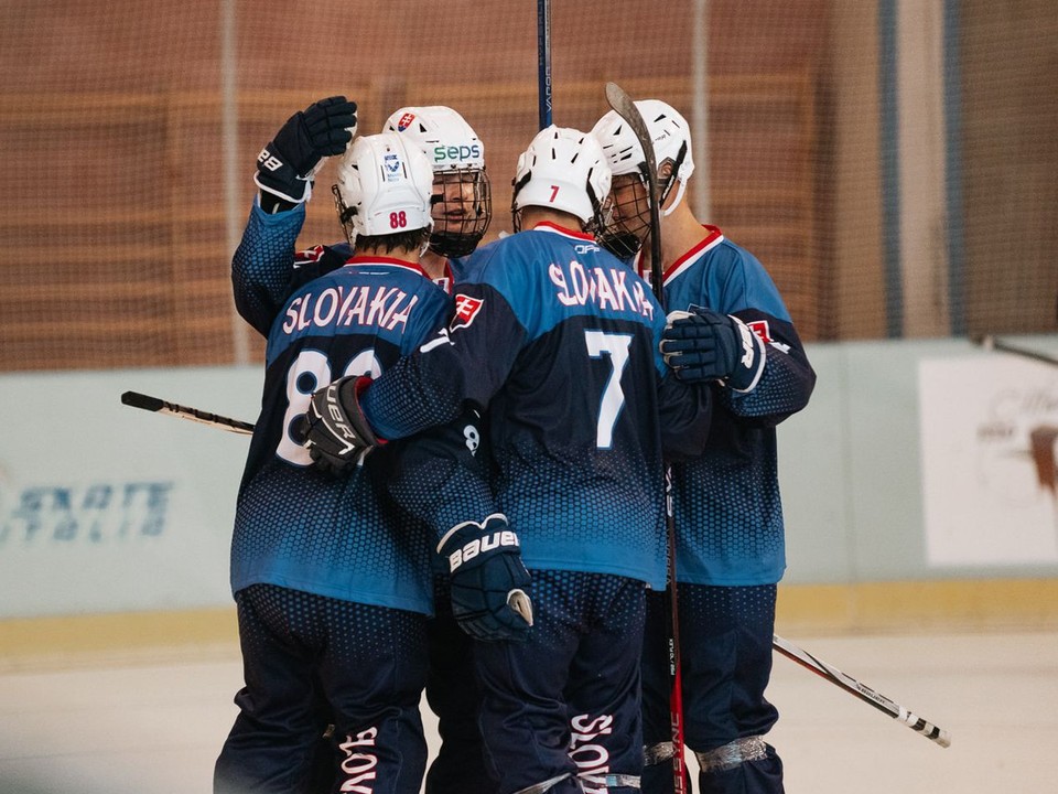 Slovenskí reprezentanti na ME v inline hokeji do 19 rokov 2025.