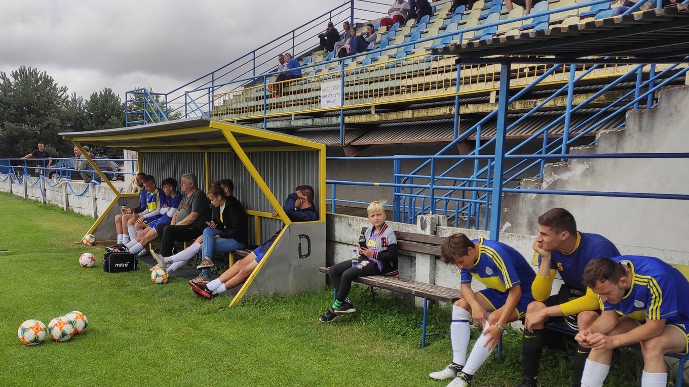 Muži vo Vrábľoch zrejme hrať nebudú.