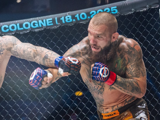 Cordero v súboji s Pirátom.