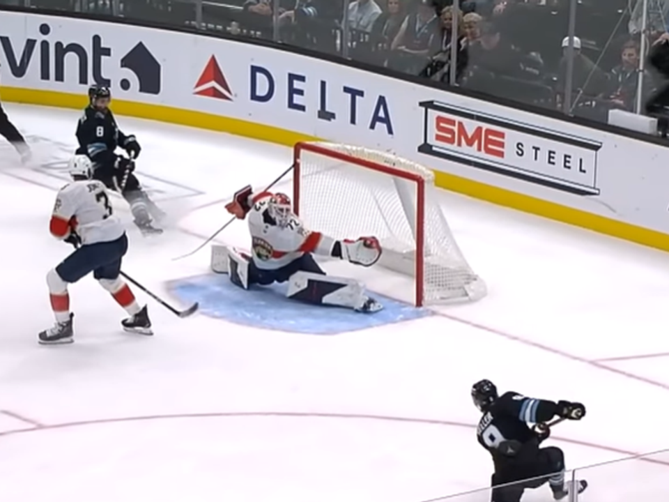 Sergej Bobrovskij a jeho zákrok proti Utahu