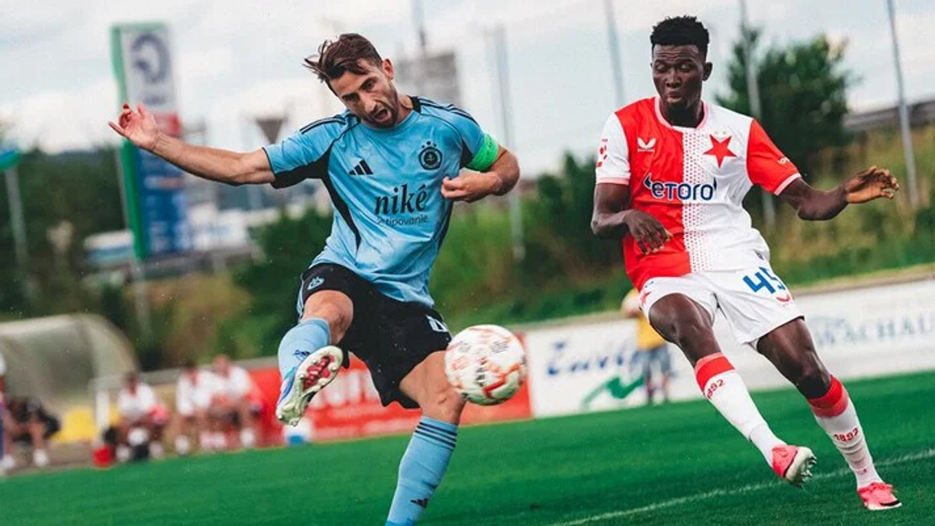 Momentka zo zápasu SK Slavia Praha - ŠK Slovan Bratislava