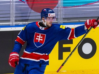 Martin Gernát sa raduje z gólu počas kvalifikácie na ZOH 2026.