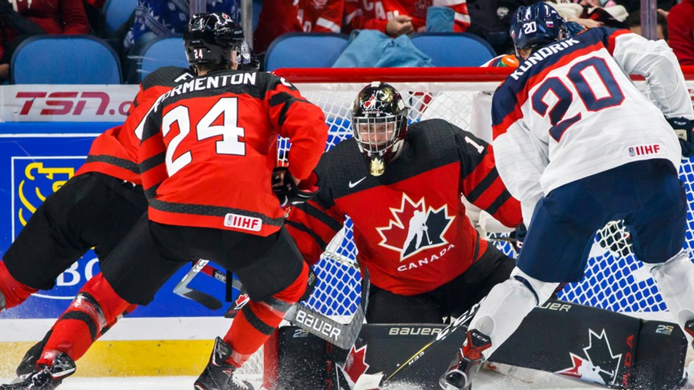 Hokejisti Kanady v zápase proti Slovensku na MS hráčov do 20 rokov v roku 2018.