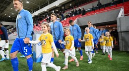 Dominik Javorček, Dominik Hollý, Marek Ujlaky pred zápasom Slovensko U21 – Portugalsko U21 v Trenčíne (18.11.2024)