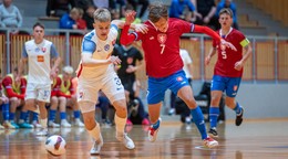 Reprezentácia do 19 rokov podľahla v prvom zápase vo Frýdku-Místku českým rovesníkom 0:3